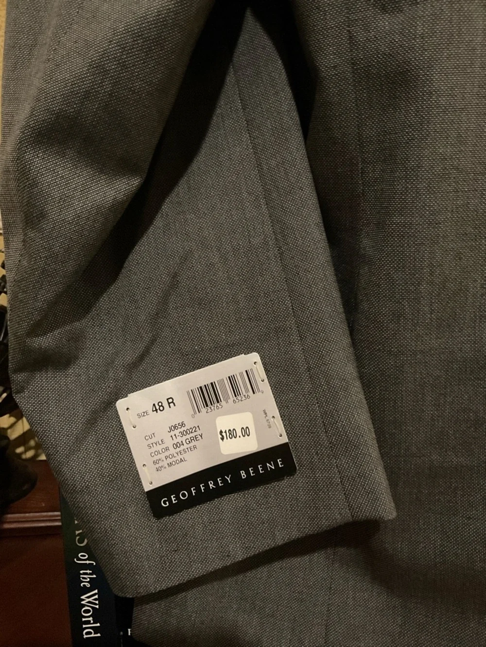 Geoffrey Beene Men's Charcoal Gray Two-Button Suit Jacket 48R NWT